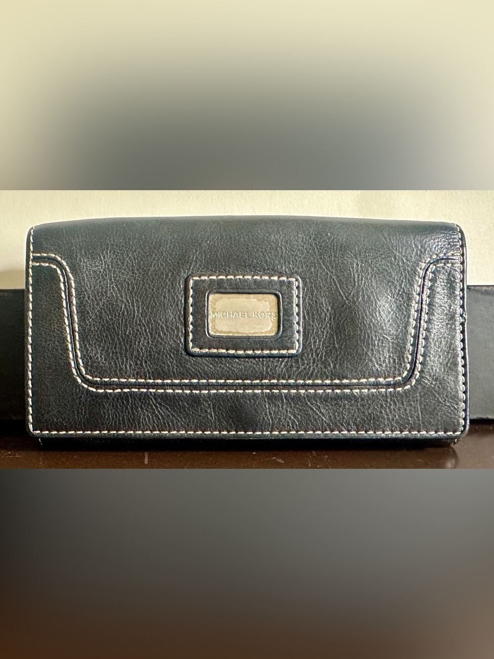 Michael Kors Black Leather Trifold Wallet with Contrast Stitching